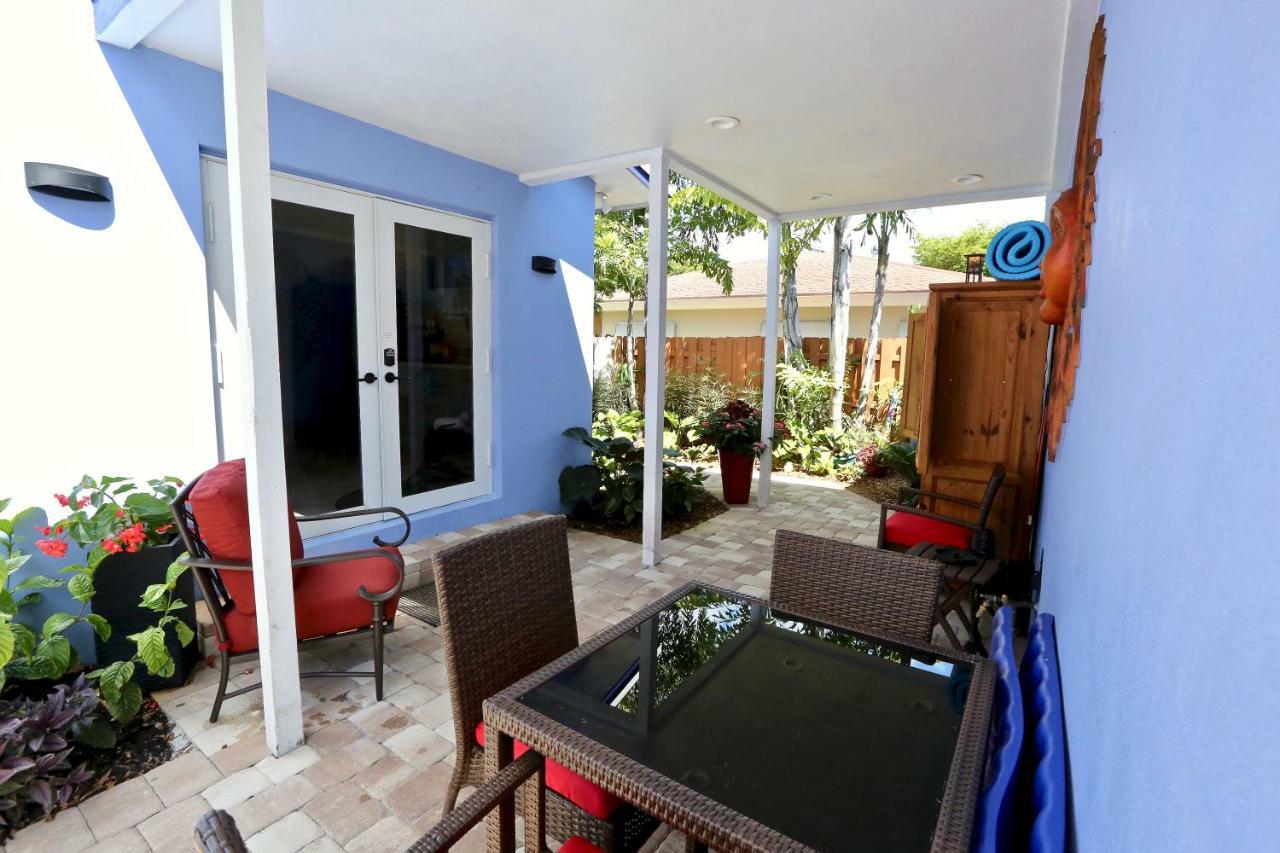 Fantasy Island Inn, Caters To Men Wilton Manors Экстерьер фото