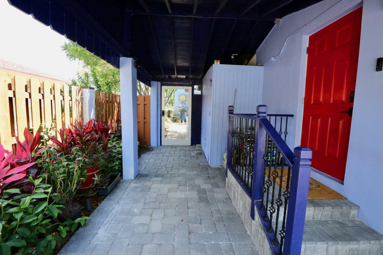 Fantasy Island Inn, Caters To Men Wilton Manors Экстерьер фото
