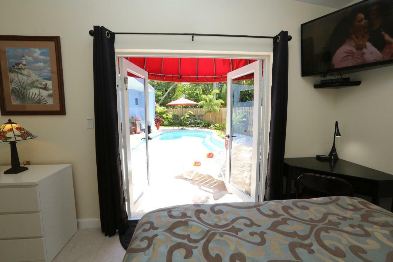 Fantasy Island Inn, Caters To Men Wilton Manors Экстерьер фото
