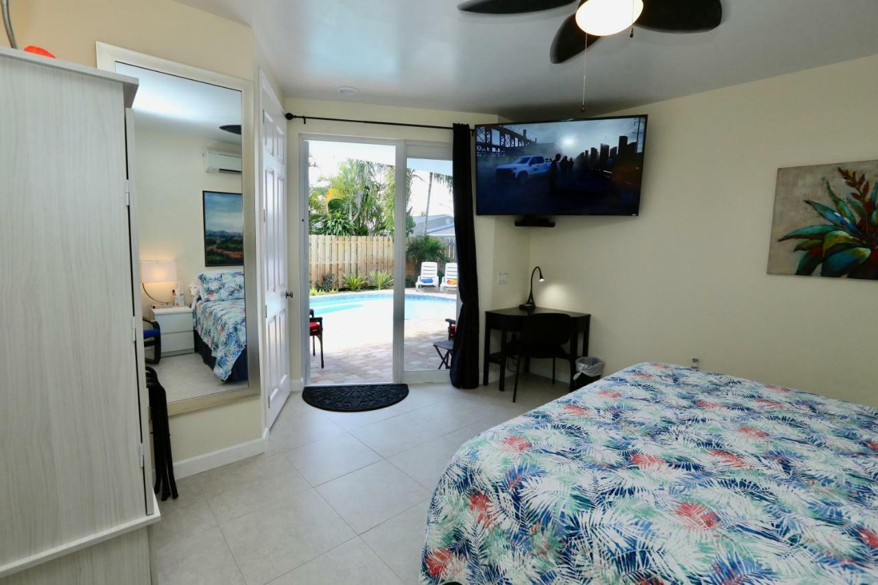 Fantasy Island Inn, Caters To Men Wilton Manors Экстерьер фото